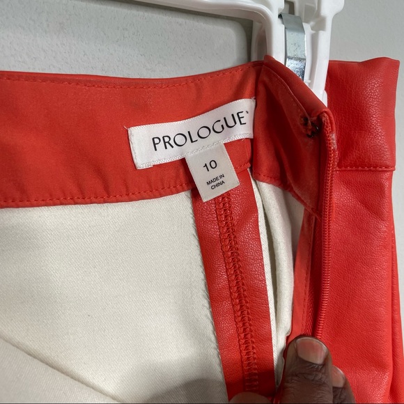 Stylish Orange Faux leather skirt - Picture 2 of 6